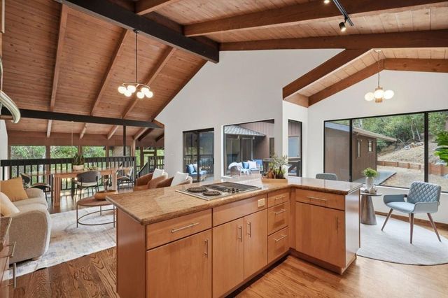 101 Ravinia Way, Los Gatos, CA 95032