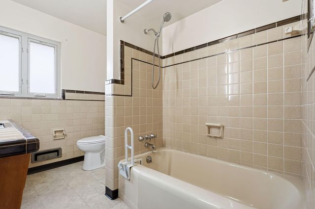 2807 Dover Road, Columbus, OH 43209