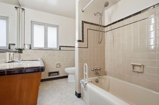 2807 Dover Road, Columbus, OH 43209