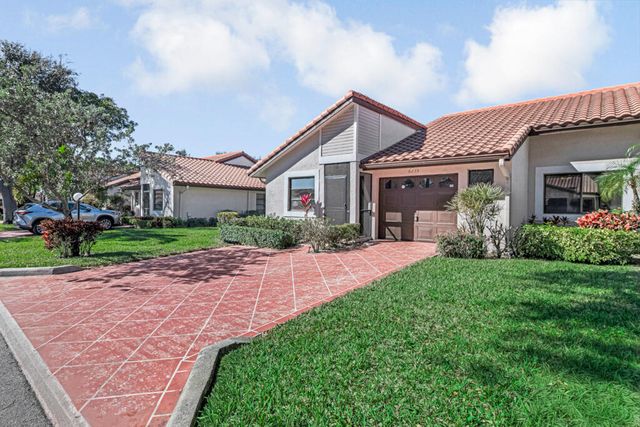 6235 Kings Gate Circle, Delray Beach, FL 33484