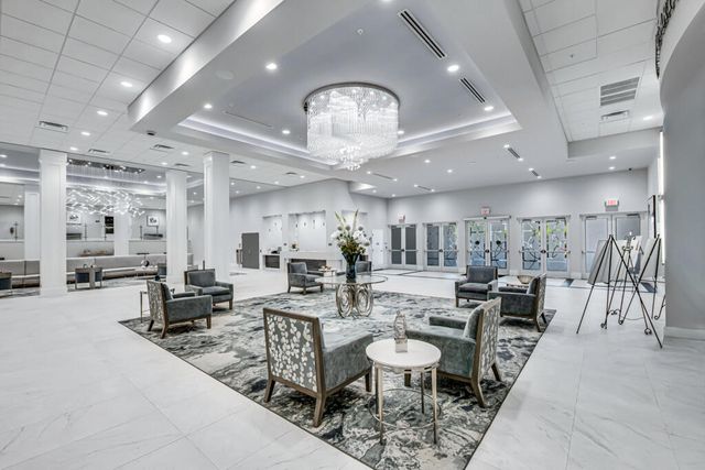 6235 Kings Gate Circle, Delray Beach, FL 33484