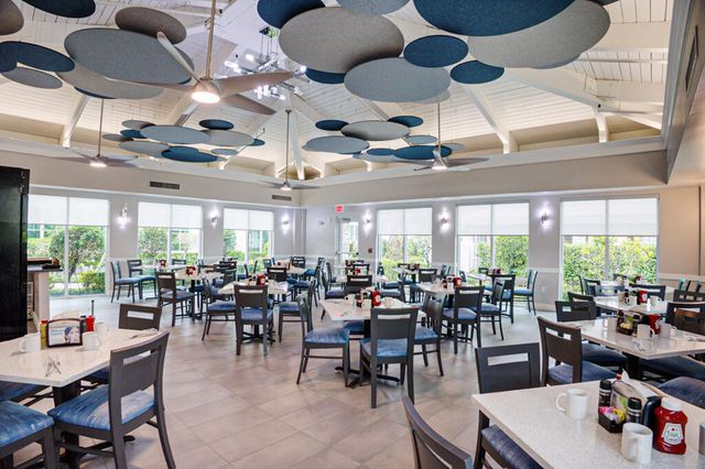 6235 Kings Gate Circle, Delray Beach, FL 33484