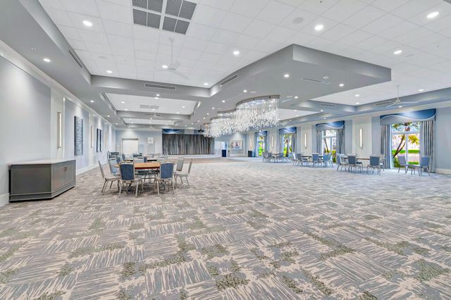 6235 Kings Gate Circle, Delray Beach, FL 33484