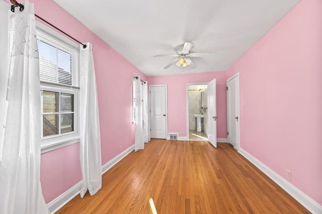 6321 W McKinley AVENUE, Wauwatosa, WI 53213