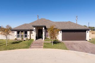 2701 Starling Dr, Midland, TX 79706