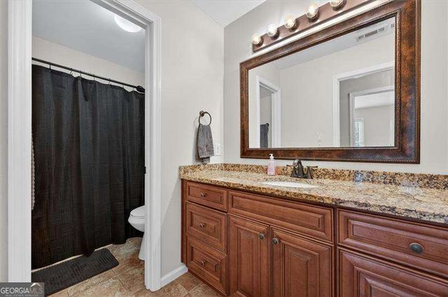 933 Hawk Creek Trail, Lawrenceville, GA 30043