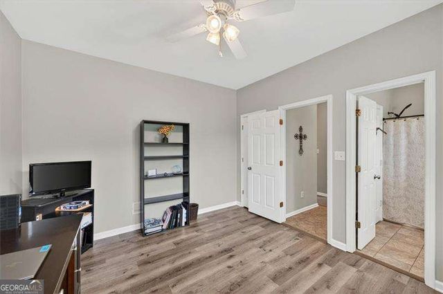 933 Hawk Creek Trail, Lawrenceville, GA 30043
