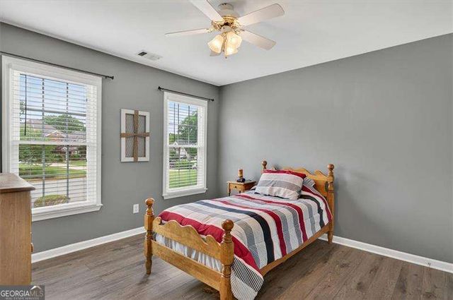933 Hawk Creek Trail, Lawrenceville, GA 30043