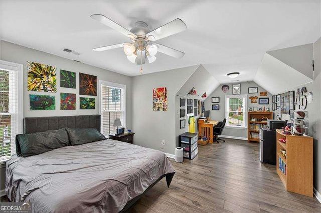 933 Hawk Creek Trail, Lawrenceville, GA 30043