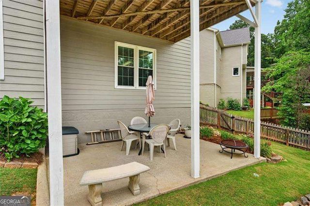 933 Hawk Creek Trail, Lawrenceville, GA 30043