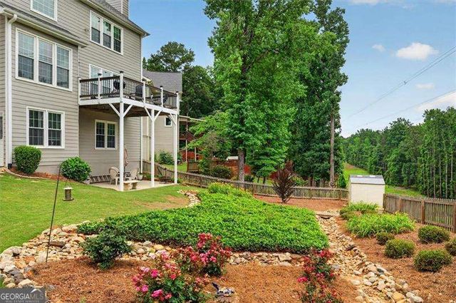 933 Hawk Creek Trail, Lawrenceville, GA 30043