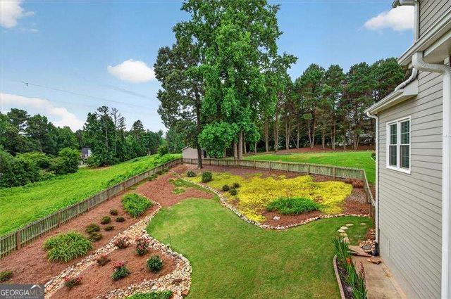 933 Hawk Creek Trail, Lawrenceville, GA 30043