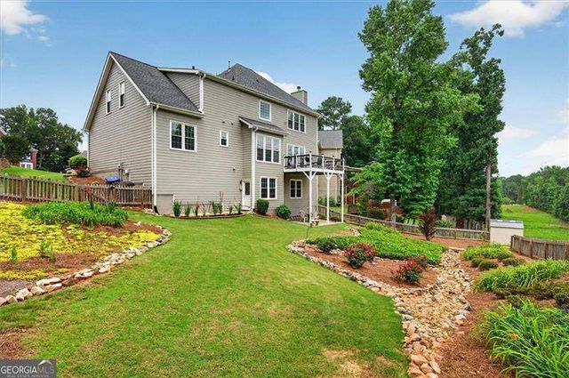 933 Hawk Creek Trail, Lawrenceville, GA 30043