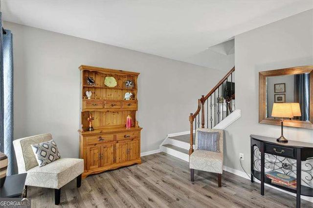 933 Hawk Creek Trail, Lawrenceville, GA 30043