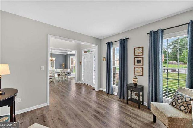 933 Hawk Creek Trail, Lawrenceville, GA 30043