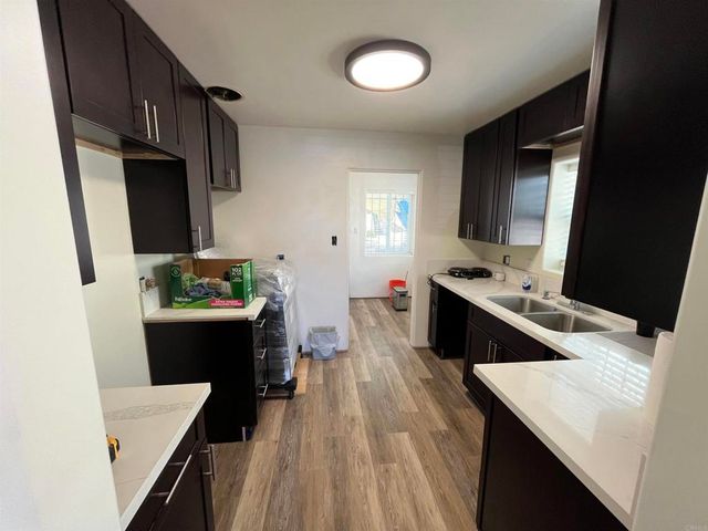 2834 L Street, San Diego, CA 92102