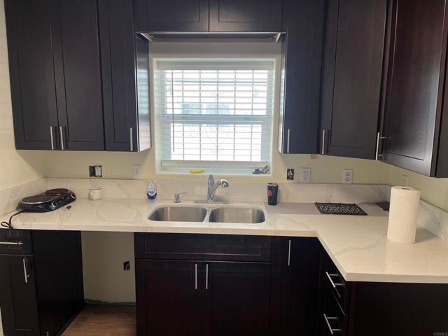 2834 L Street, San Diego, CA 92102