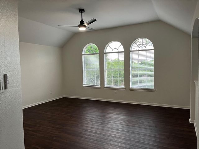 4105 Windswept Drive, Montgomery, TX 77356