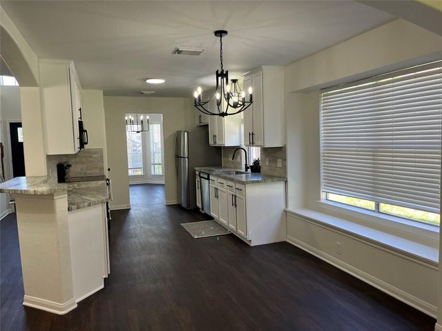 4105 Windswept Drive, Montgomery, TX 77356