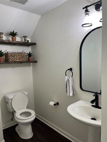 4105 Windswept Drive, Montgomery, TX 77356