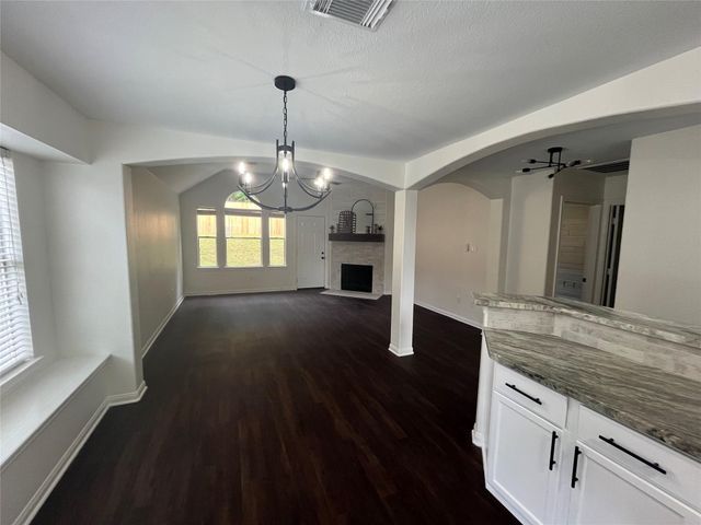 4105 Windswept Drive, Montgomery, TX 77356