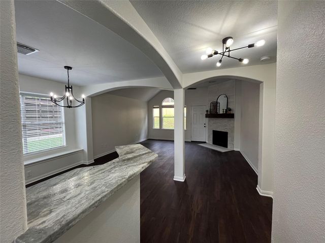 4105 Windswept Drive, Montgomery, TX 77356