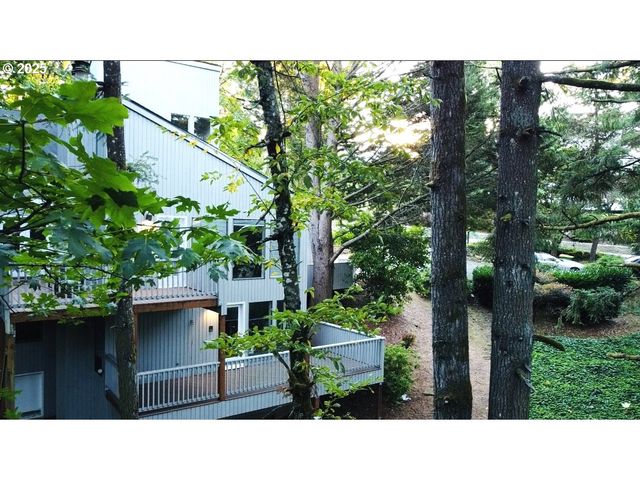 9220 Sw 175TH Ave, Beaverton, OR 97007