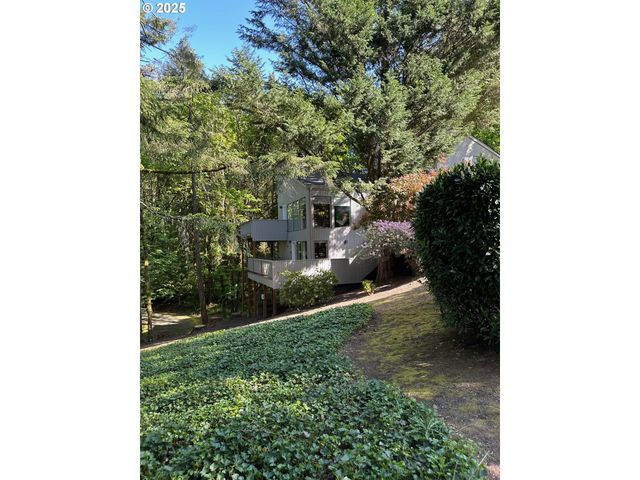 9220 Sw 175TH Ave, Beaverton, OR 97007