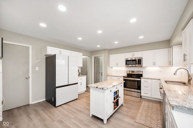 2311 Radcliffe Avenue, Indianapolis, IN 46227