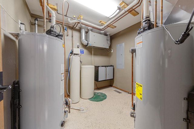 2203 Rolling Green Lane, North Mankato, MN 56003