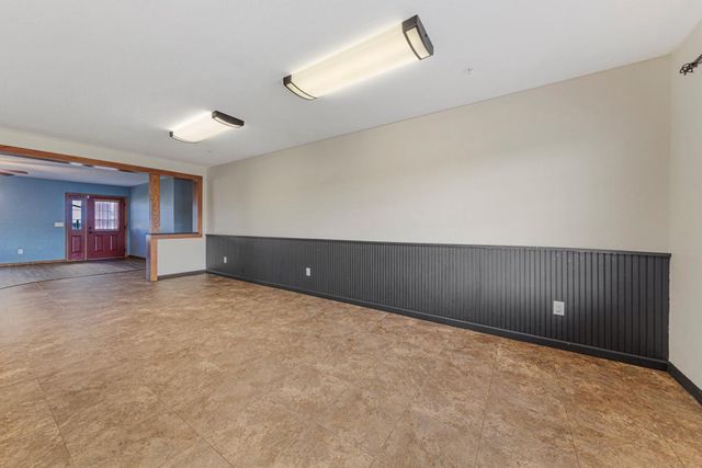 2203 Rolling Green Lane, North Mankato, MN 56003