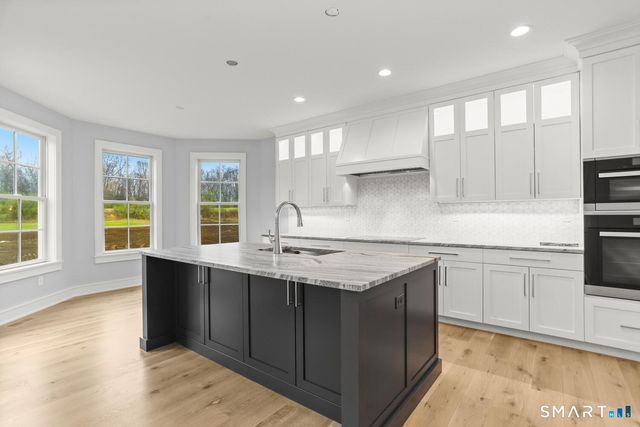 1025 Field Drive, Orange, CT 06477