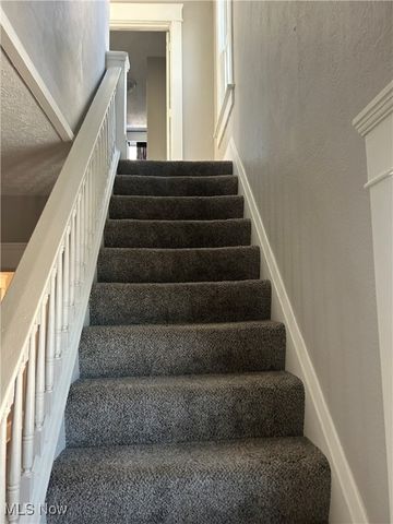 679 Wooster Road W, Barberton, OH 44203