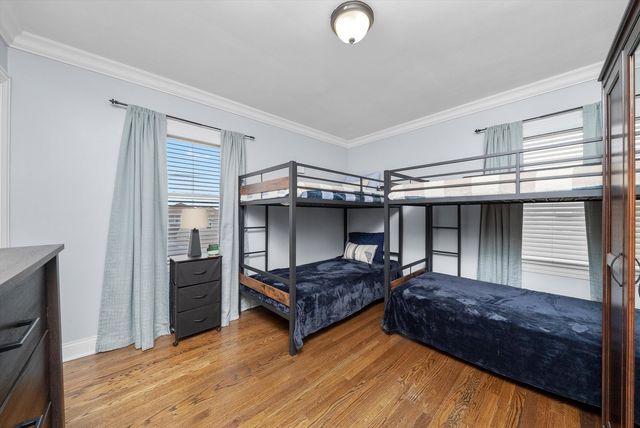 6123 S Meade Avenue, Chicago, IL 60638