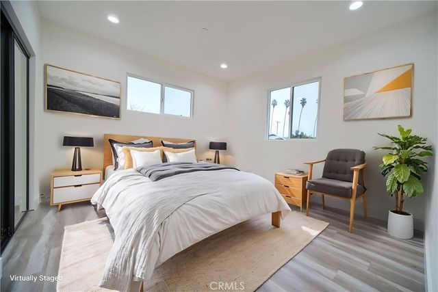 2011 S 8th Avenue, Los Angeles, CA 90018
