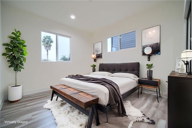 2011 S 8th Avenue, Los Angeles, CA 90018