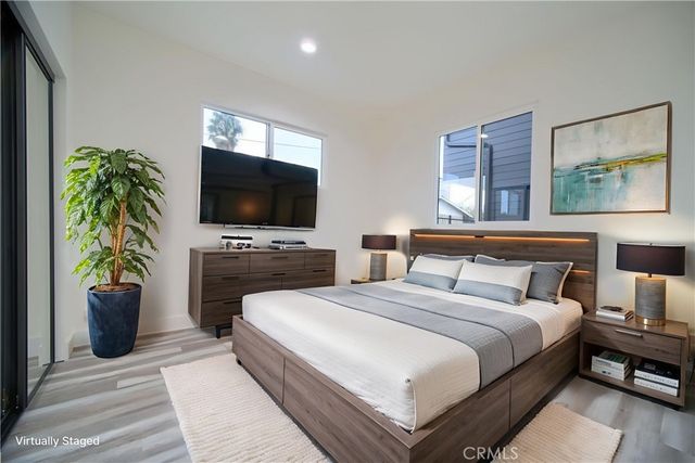 2011 S 8th Avenue, Los Angeles, CA 90018