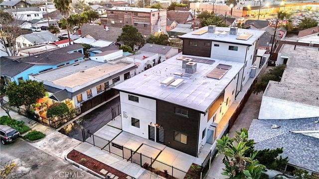 2011 S 8th Avenue, Los Angeles, CA 90018
