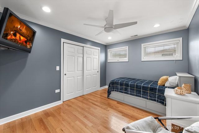 6372 N Sayre Avenue, Chicago, IL 60631