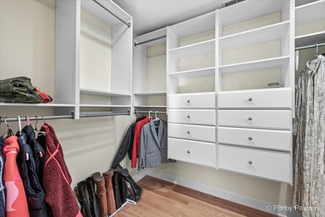 6372 N Sayre Avenue, Chicago, IL 60631