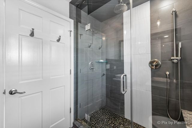 6372 N Sayre Avenue, Chicago, IL 60631