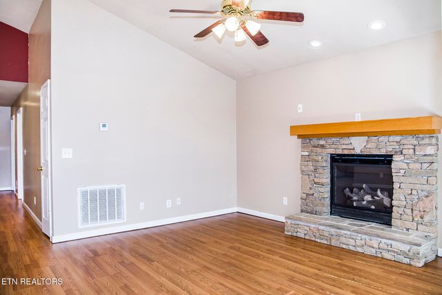 107 Ivy Lane, Crossville, TN 38558