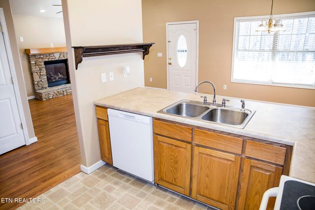 107 Ivy Lane, Crossville, TN 38558