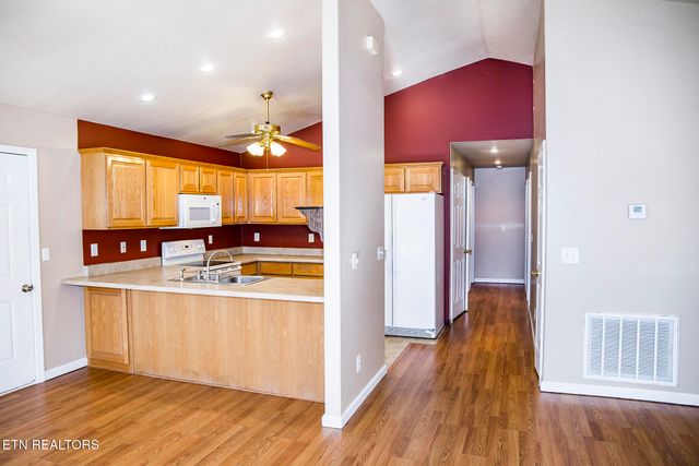 107 Ivy Lane, Crossville, TN 38558