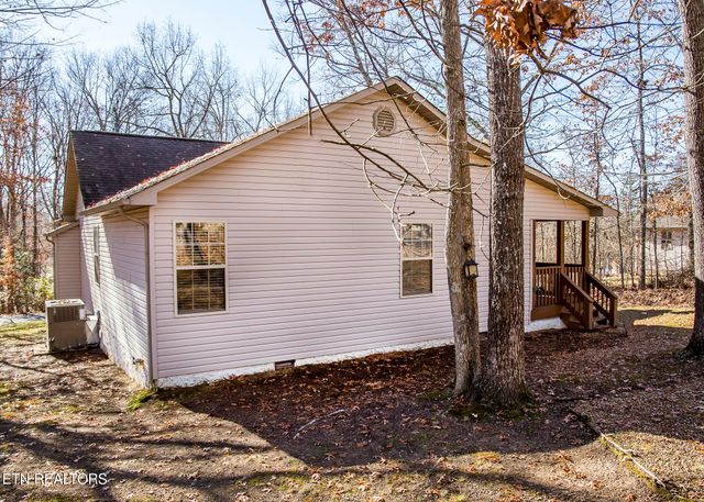107 Ivy Lane, Crossville, TN 38558