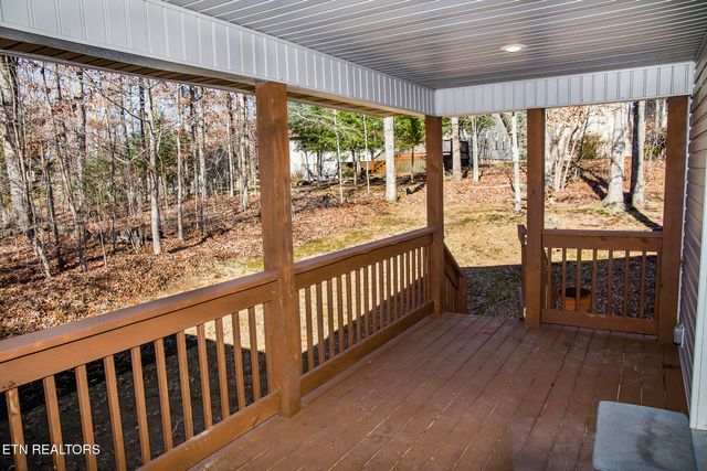 107 Ivy Lane, Crossville, TN 38558