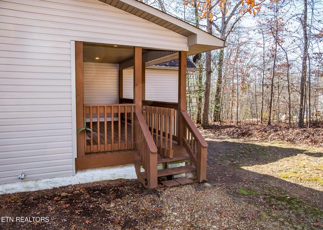 107 Ivy Lane, Crossville, TN 38558