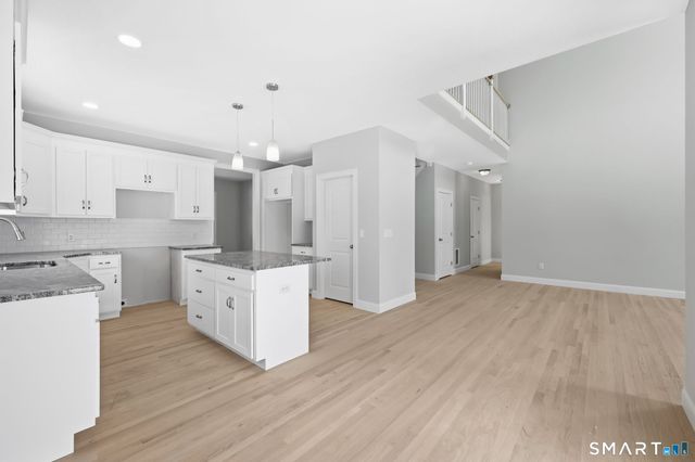 102 West Street, Hebron, CT 06248