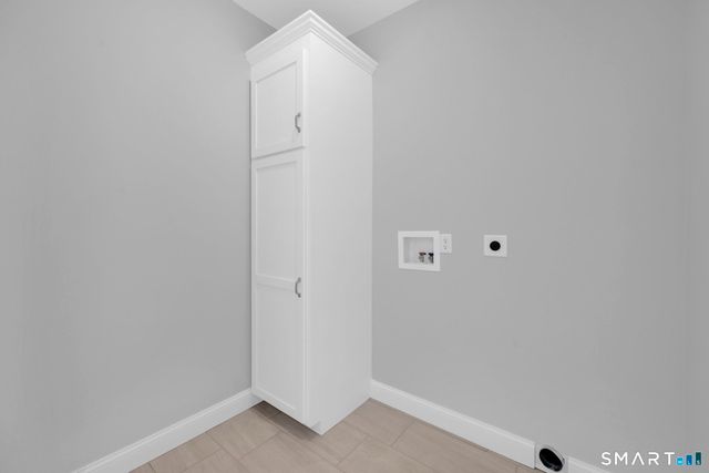 102 West Street, Hebron, CT 06248