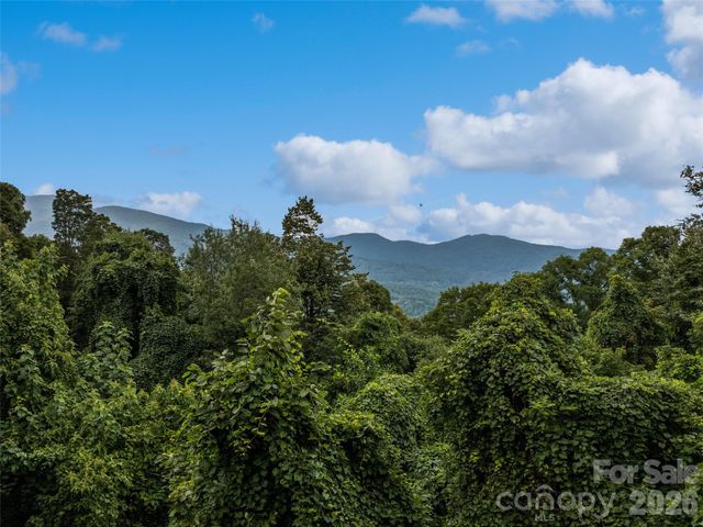 403 Malin Trail, Waynesville, NC 28786